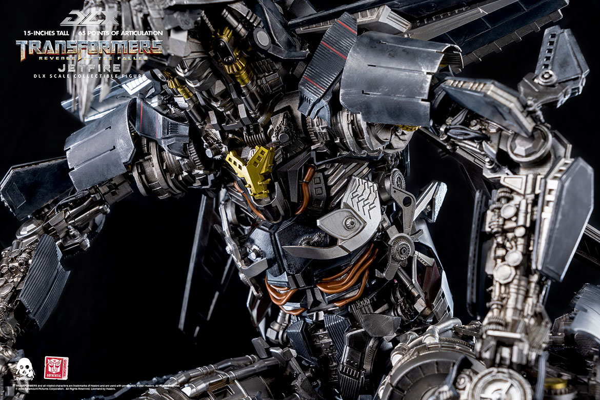 1117_en_us_threezero_DLX_TF_Jetfire_wlogo_07.jpg