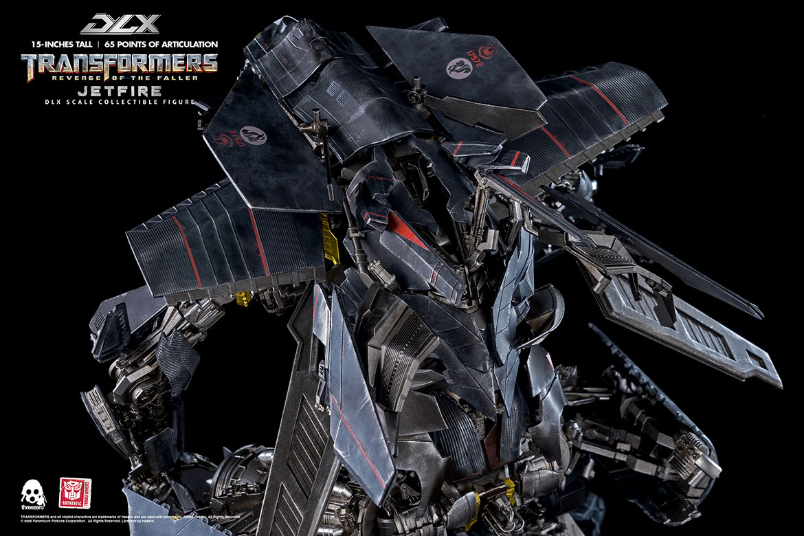 1117_en_us_threezero_DLX_TF_Jetfire_wlogo_09.jpg