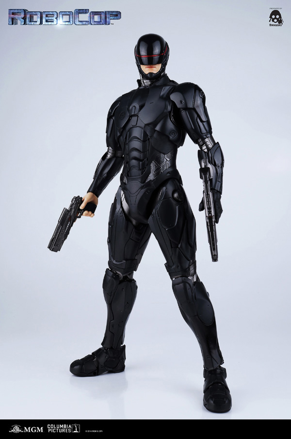 1823_en_us_RoboCop-3001.jpg